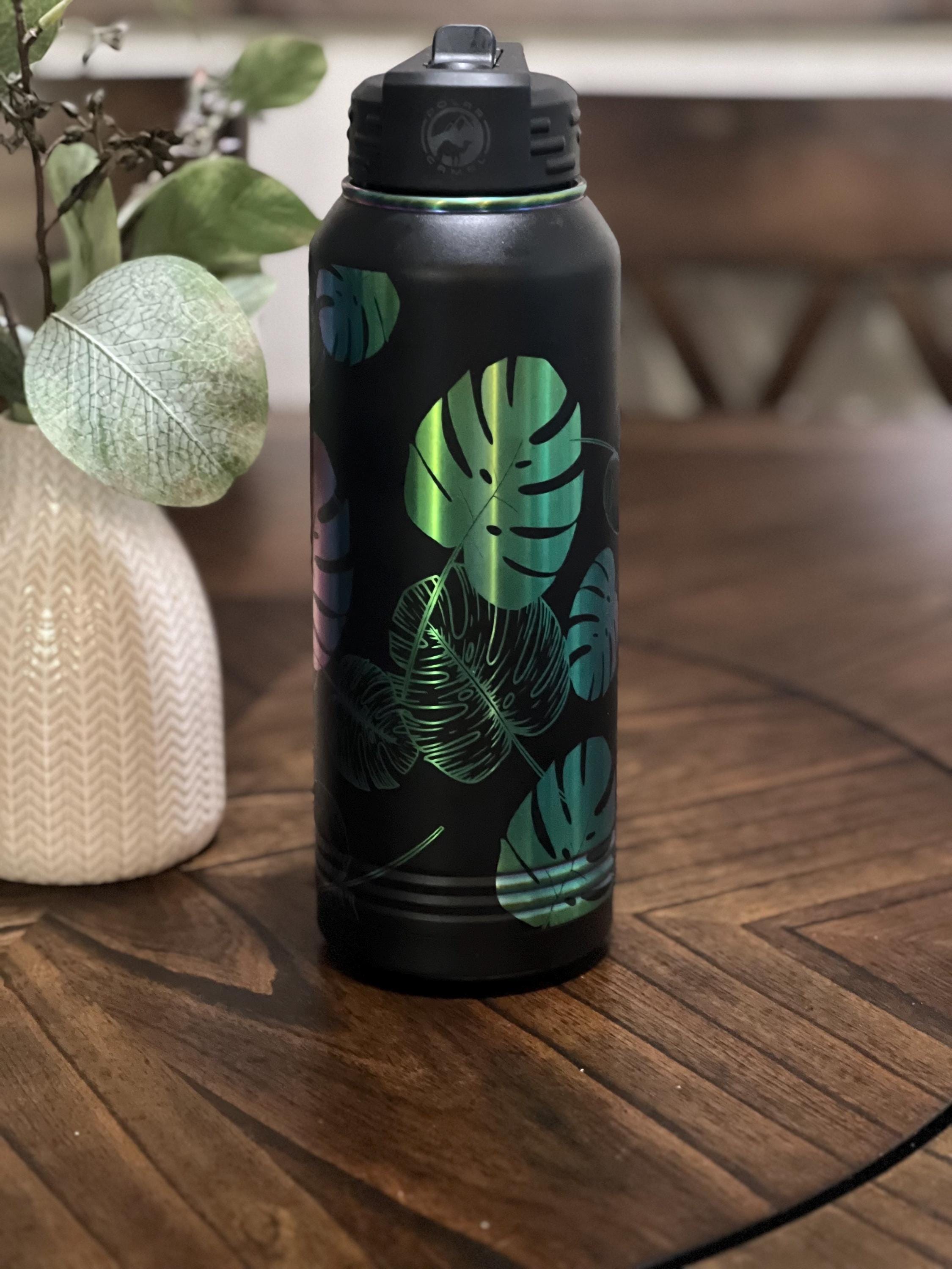32 oz Engraved Monstera Leaf Wrap